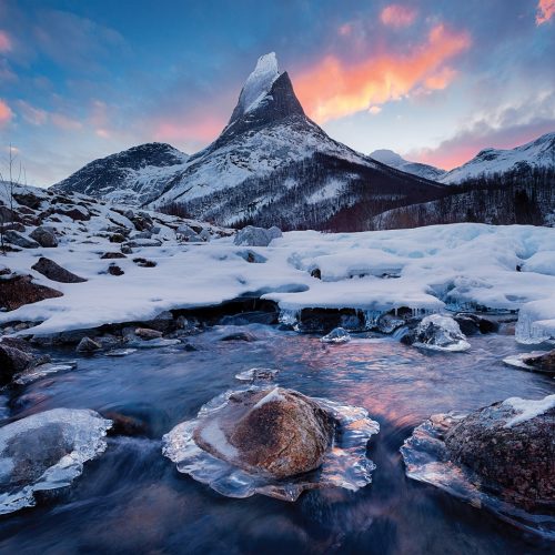 پازل ۲۰۰۰ تکه کوه تخت پادشاهی - نروژ