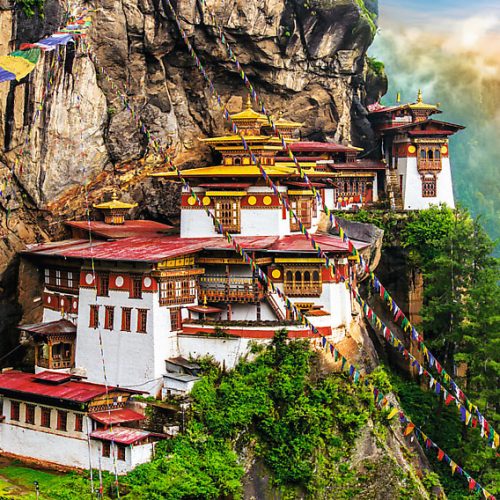 پازل ۲۰۰۰ تکه آشیانه ببر - بوتان